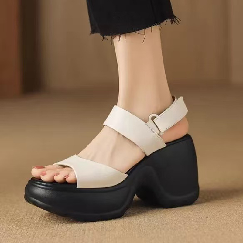Women Shoes For Walking - ハイヒールの女性のサンダルプラットフォームファッションウォーキングシューズ新しいチャンキーパンプスビーチスリッパドレスデザイナー女性用ビーチサンダル