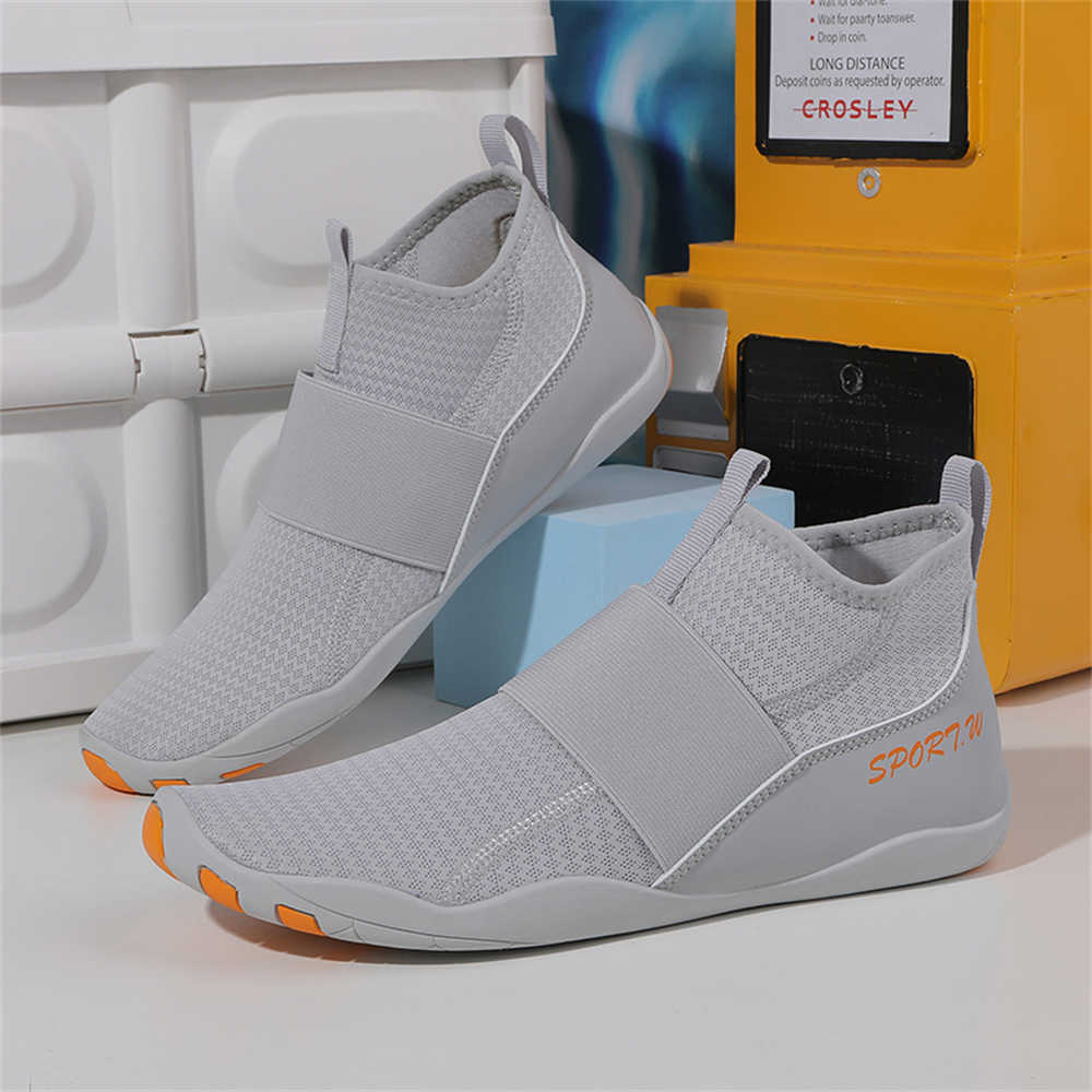 オーバーサイズ 41-42 レッド テニス ウィメンズ ミュ - Women'S Shoes To Buy のレビューと価格
