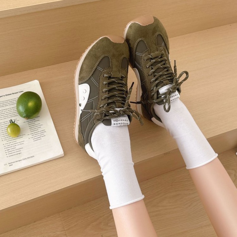 レトロカラーブロックスニーカー女性ソフトフラットランニングシ - Women Shoes For Walking のレビューと価格