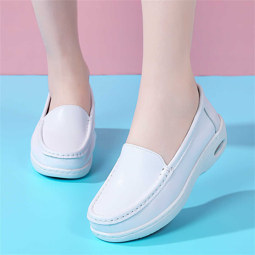分厚い白底ヒール靴オックスフォードプラットフォームヒール女性 - Women Shoes Types のレビューと価格