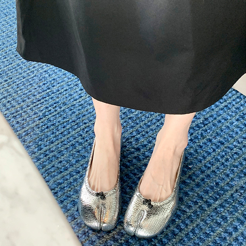 レディースヴィンテージスプリットトゥメリージェーンフラットシ - Women Shoes For Walking のレビューと価格