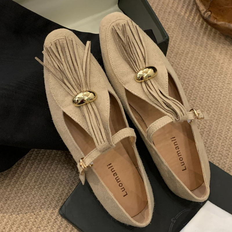 フェイクスエード T タイプフラット女性のファッション金属装 - Women Shoes Types のレビューと価格
