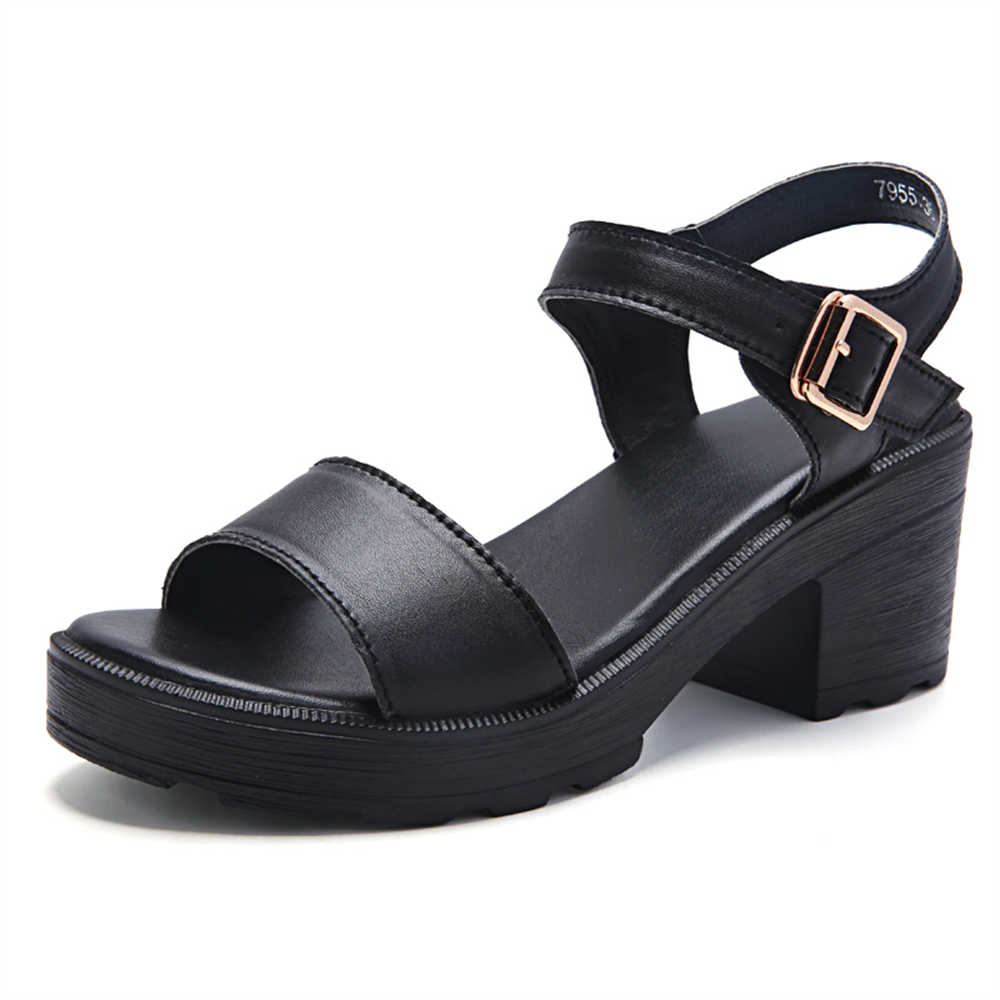 ストラップ付き 34-35 ホワイト レディース スポーツス - Women'S Shoes To Buy のレビューと価格